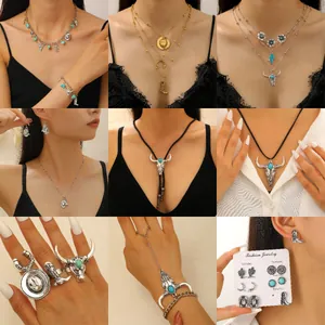 Westerse boho sieradenset met turkoois, cowboylaarzen en hoefijzer hangers in retrostijl