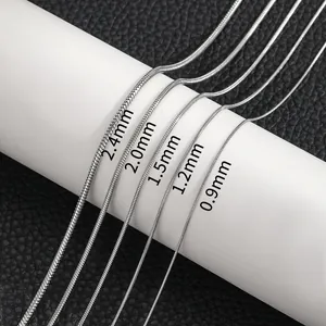 Detail view of round snake chains in five thickness sizes from 0.9mm to 2.4mm
