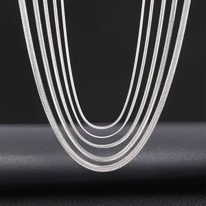 Cinque larghezze di catene a serpente piatte in acciaio inossidabile argento placcato 18k