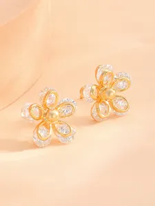Detailansicht eleganter goldener Sonnenblumen-Ohrringe mit Zirkonia-Kristallen
