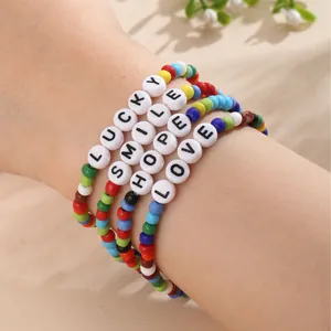 Boho Bunte Saatperlen Armband Lucky Smile Love Hope Buchstaben Perlen Elastische Armbänder Für Damen Teenager Schmuck