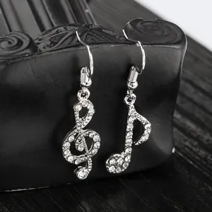 Vintage Silber Ohrringe mit Musiknoten, Kristallen und asymmetrischem G-Clef Design