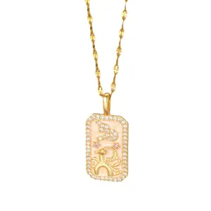 Luxuriöse Sternzeichen-Halskette mit rosa Emaille und weißen Zirkonia an Goldkette