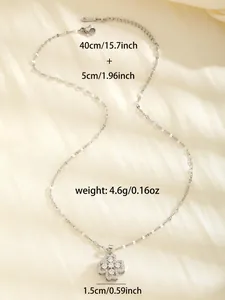 Detail view of 40cm stainless steel clover necklace with cubic zirconia and lobster clasp