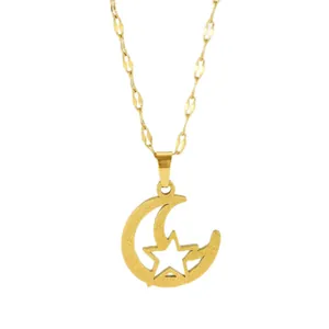 Collar minimalista dorado con colgante de luna y estrella, acabado mate y cadena plana