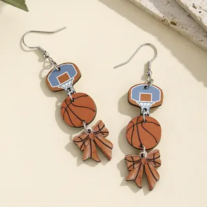 Sport Thema Holz Ohrhänger Basketball Fußball American Football Baseball Schleife Bedruckte Nische Ohrringe Für Damen