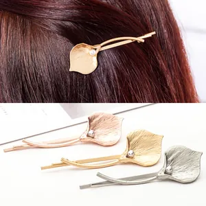 Elegant Calla Lily hair clips set with pearls in gold, silver, and rose gold finish