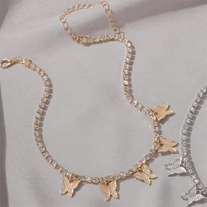 Funkelnde Tennis-Halskette mit Schmetterlingsanhängern in Gold und Silber für Damen