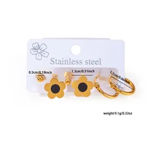 Goldenes Edelstahl-Ohrring-Set mit Kugelsteckern, Blumen und kleinen Creolen-Ringen
