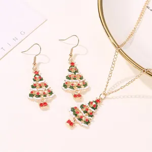 Parure de bijoux de Noël avec collier et boucles d'oreilles sapin de Noël émaillé