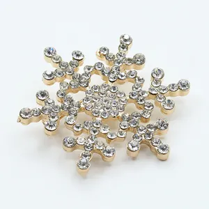 Elegant Alloy Rhinestone Snowflake Brooch For Women Full Crystal Pin Christmas Jewelry Wedding Party Decoration Accessory