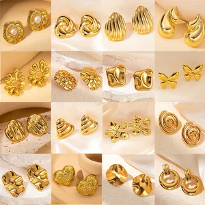 Orecchini in Acciaio Inossidabile Placcato Oro 18K Vintage Minimalisti Orecchini a Bottone Geometrici Irregolari Gioielli Chic Donna