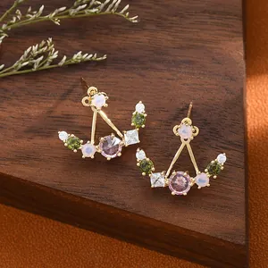 Boucles d'oreilles clous lune en zircone de luxe avec tige en argent sterling 925 Bijoux d'oreille en cuivre
