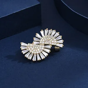 French Gold Plated Copper Zirconia Geometric Brooch Elegant S-Shape Rhinestone Pin For Women Dress Banquet Jewelry