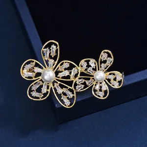 Broche Florale De Luxe En Cuivre Plaqué Or Avec Zircone Et Künstliche Perle Épingle Élégante Pour Bijoux De Mode Pour Fête De Mariage Femmes
