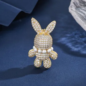 Lussuosa Spilla a Coniglio in Rame Placcato Oro Con Zirconia Perla Artificial Scintillante Spilla Animale Gioielli Accessori Per Donna Regalo