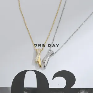 Minimalistische Kupfer Zirkonia Kreuz Anhänger Halskette Echtgold-Beschichtung Schlüsselbein Kette Schmuck Für Damen Elegantes Geschenk