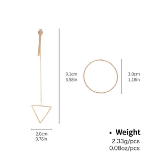 Detailed size measurement of rose gold geometric hoop and asymmetric chain earrings
