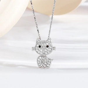 Charming S925 silver kitten necklace featuring sparkling cubic zirconia pavé setting for women