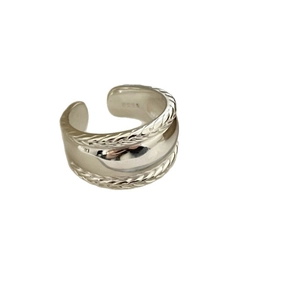 Polished S925 sterling silver chunky twisted wheat ring with adjustable open band