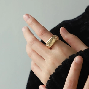 Vintage Gold Alloy Ring Set For Women Geometric Chunky Chain Signet Rings With Black Rhinestone Decorative Jewelry Gift