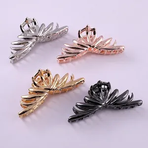 Ins Fashion Molten Metal Butterfly Hair Claw Clip For Women Vintage Lava Texture Alloy Shark Hairgrip Styling Accessories