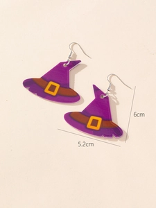 Vista dettagliata degli orecchini a cappello di strega viola con misure per Halloween