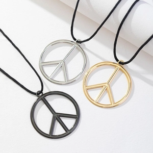 Collana con Pendente Segno della Pace Lega Geometrica Cava Rotonda Collana Simbolo della Pace con Corda di Cera Nera per Donna Uomo Gioielli
