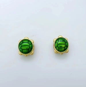 Golden turtle jewelry beads with vibrant green enamel shell for DIY necklace bracelets
