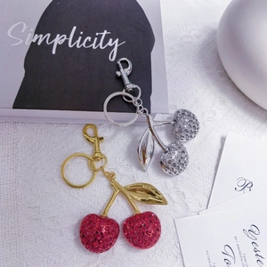 Fashion Sparkling Rhinestone Cherry Keychain Alloy Fruit Bag Pendant Exquisite Metal Key Ring Charm Jewelry For Women Car Gift