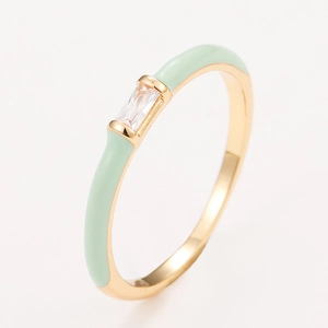 Vergoldeter Ring mit hellgrüner Emaille und rechteckigem Zirkon-Edelstein