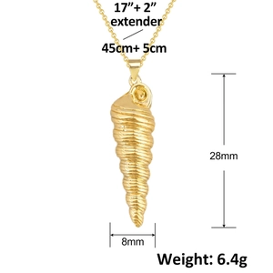 Detailansicht der goldener Spiralmuschel Anhänger mit Größenangaben und Kettenlänge