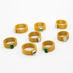 Vintage Stainless Steel Mesh Band Ring Women Zircon Inlaid Gold Plated Baguette Cut Emerald Green White Stone Finger Ring Jewelry