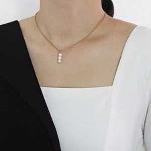 18K Vergoldete Edelstahl Halskette Mit Drei Süßwasserperlen Anhänger Für Damen Eleganter Minimalistischer Schmuck Alltag