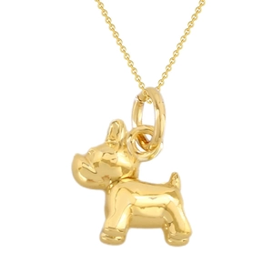 Gros plan du collier avec pendentif bouledogue plaqué or 18k avec finition miroir polie