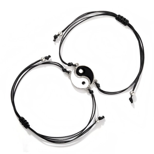 Verstellbare Yin Yang Tai Chi Armbänder für Paare mit schwarzem Seil und Legierung