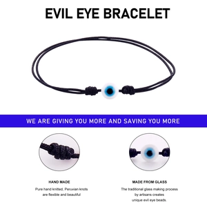 Makro-Detail von handgefertigten Peru-Knoten und blauer Glas-Evil-Eye-Perle am Armband