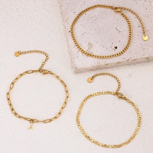 Ensemble de 3 bracelets de cheville dorés en acier inoxydable avec pendentif lettre A