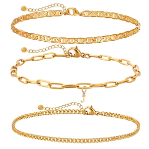 Ensemble de trois chaînes dorées en acier inoxydable avec pendentif lettre J en zircon