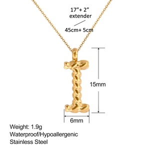 Especificaciones detalladas del tamaño del collar con colgante letra I de oro de 18k