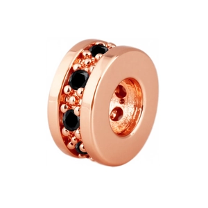 Détail de perle intercalaire dorée rose avec oxydes de zirconium noirs et bords perlés