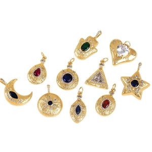 Lot de breloques en cuivre doré avec yeux en zircon bleu micro-incrustés et étoiles
