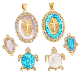 Colgantes de tortuga marina, mano de Hamsa y cruz chapados en oro con circón azul y blanco