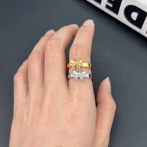Anello a Fiocco in Acciaio Inossidabile Minimalista per Donna Oro Argento Lucidato Anello a Forma di Farfalla Gioielli