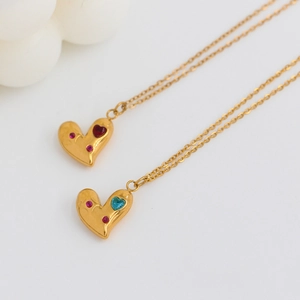 Conjunto de collar vintage con colgante de corazón de circón y cadena dorada