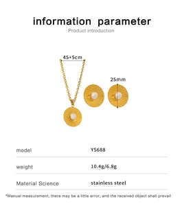 Specifiche dettagliate del set collana e orecchini in acciaio inossidabile dorato con perla