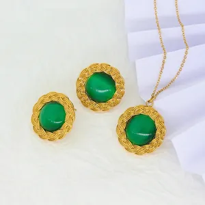 Vintage Stainless Steel Jewelry Set For Women Green Glass Stone Pendant Necklace Round Stud Earrings Woven Texture Design