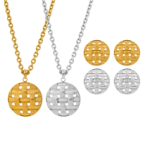 Exquisites Schmuckset mit geflochtenem Anhänger, Halskette und Ohrringen in Gold und Silber