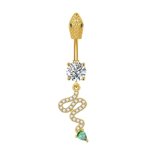 Detailansicht goldener Bauchnabelpiercing Schlange mit grünen Steinen und Zirkonia Besatz