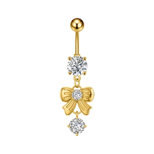 Detalle de un piercing de ombligo dorado con diseño de lazo pulido y piedras de circón